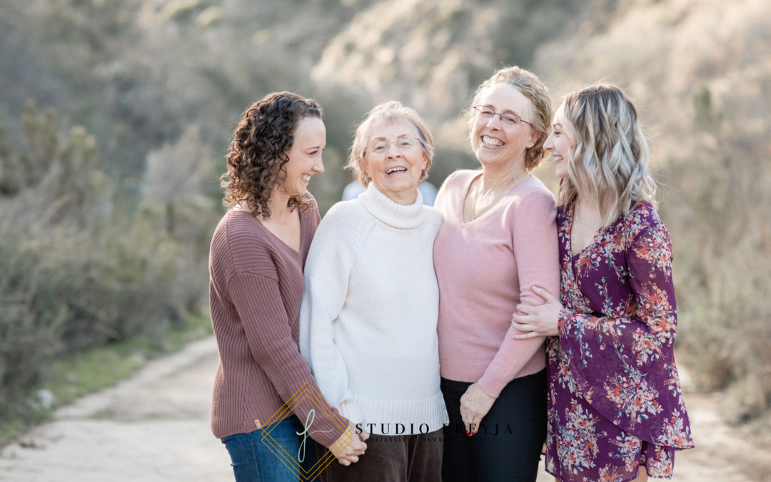 The 3 Generation Ladies – Mission Trails Family Pictures