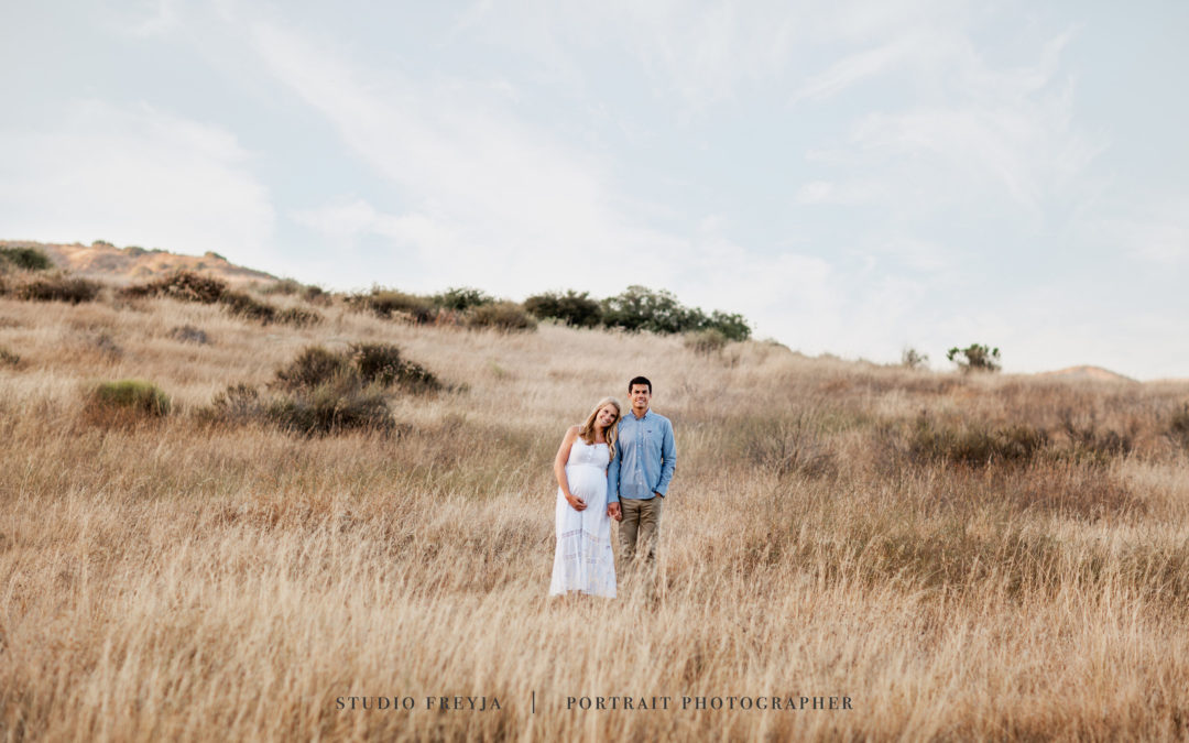 Bohemian Meadow Maternity Session – San Diego Maternity Pictures