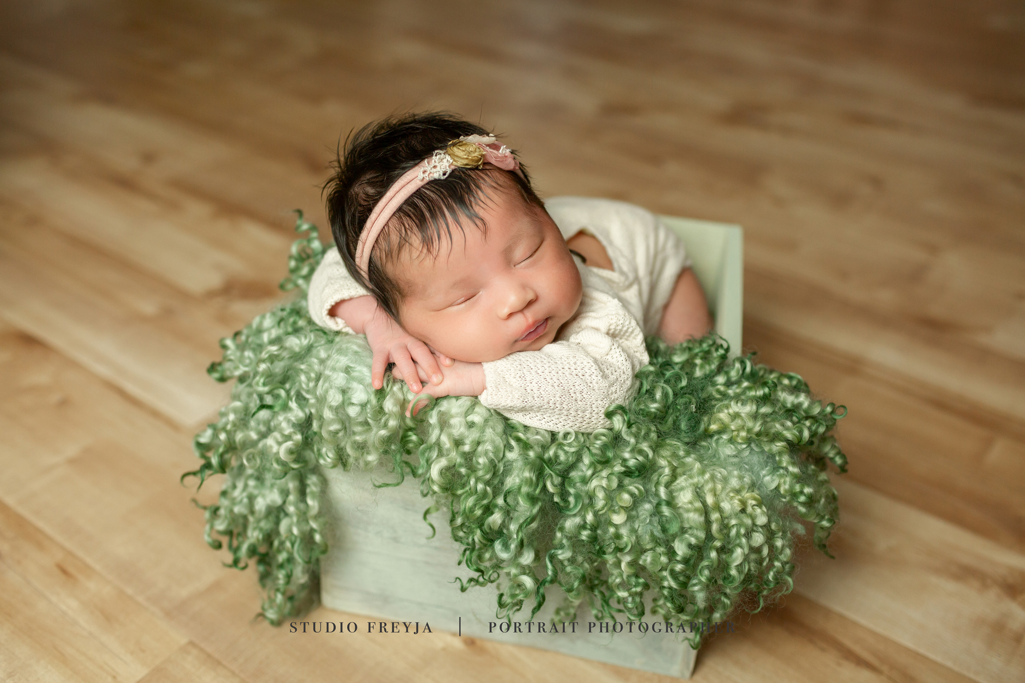  Studio Freyja, San Diego Newborn Photographer 