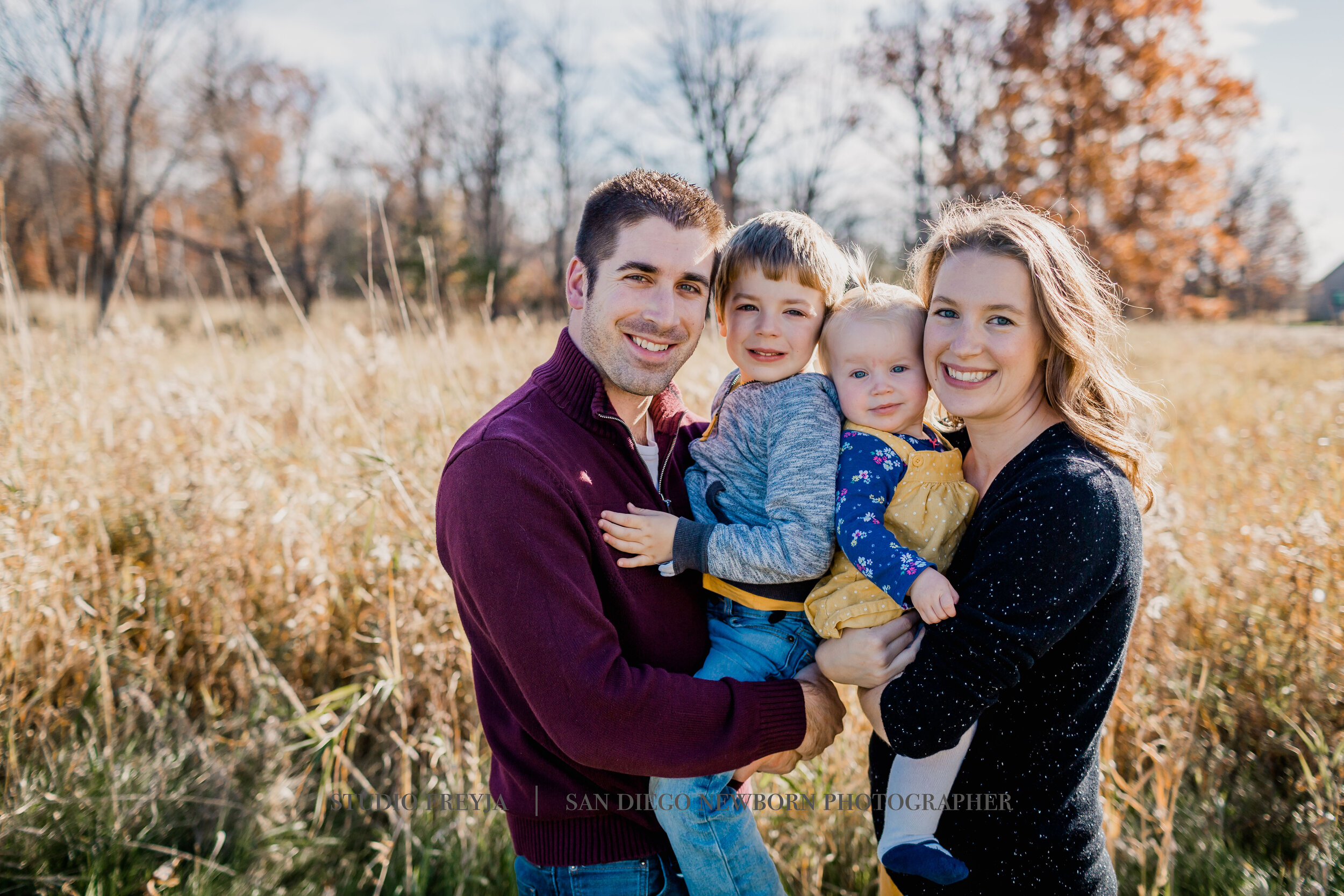  Family Portrait Photographer in San Diego 