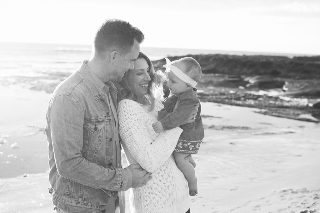 Black and White Sunset Family Pictures on the Beaches of La Jolla by Local San Diego Family Photographer