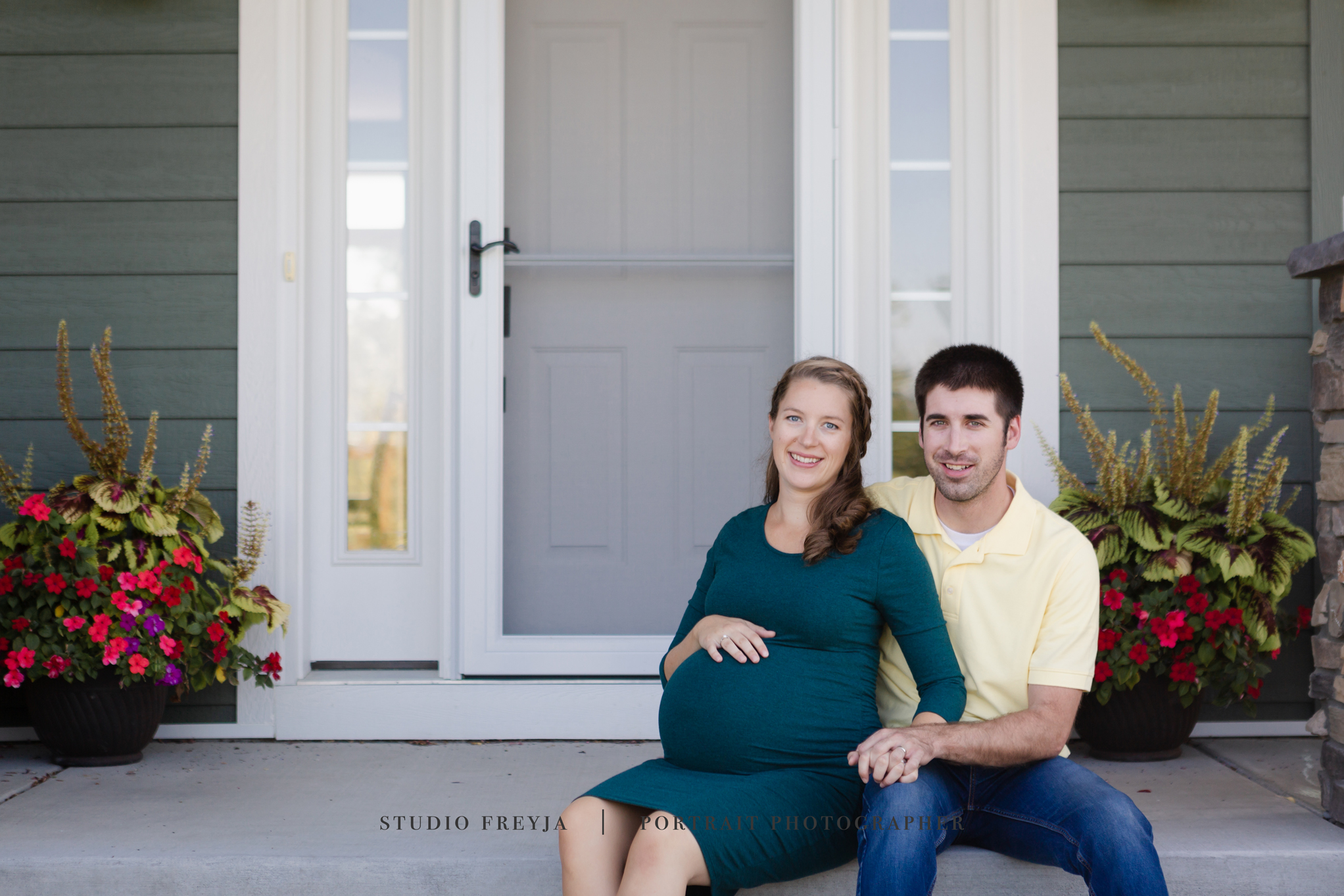 Bethany & Joe Maternity-1.jpg