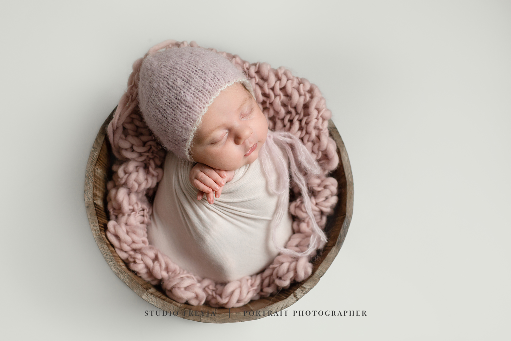 Brookly Newborn Pictures Copyright Studio Freyja-27.jpg