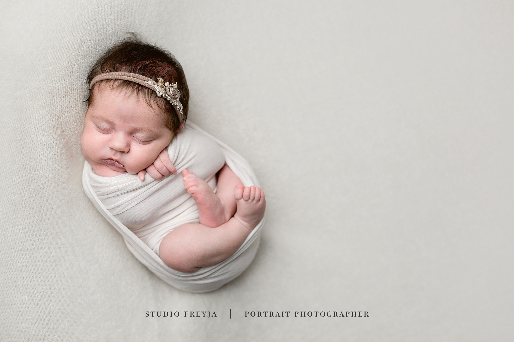 Brookly Newborn Pictures Copyright Studio Freyja-33.jpg