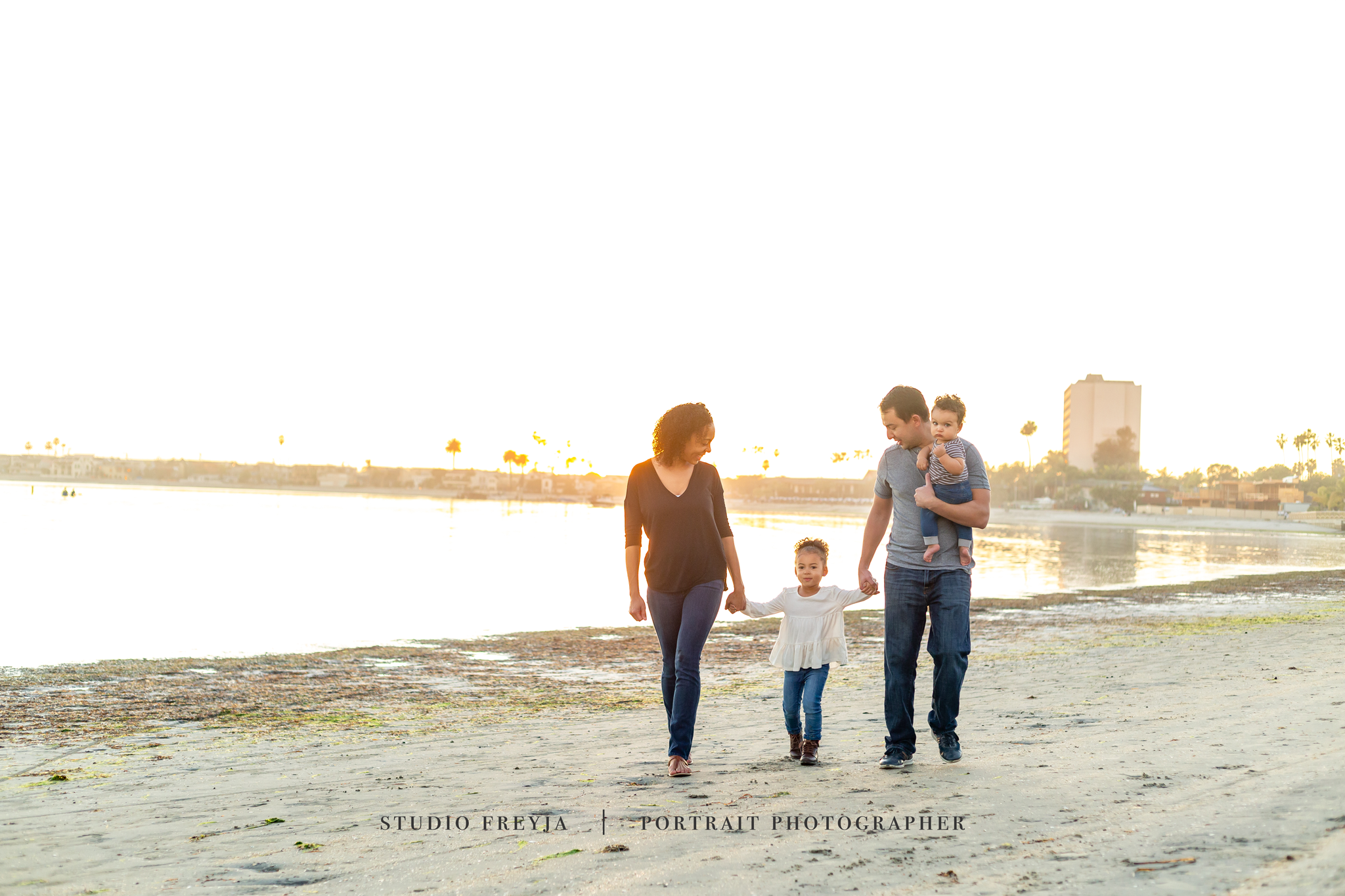 Kenan-Beach-Family-Pictures-Copyright-Studio-Freyja-(44-of-60).png