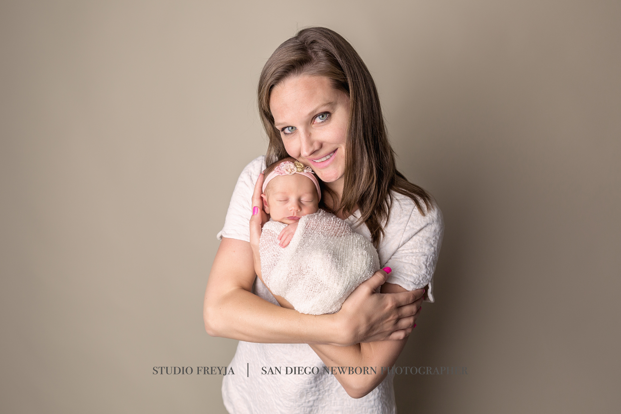 Parent Posing San Diego Baby Photographer