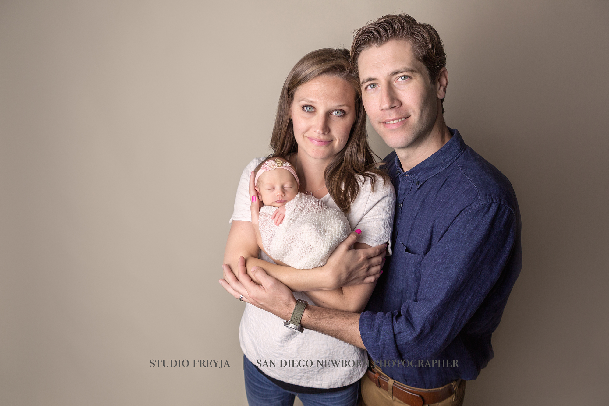 Parent Posing San Diego Newborn Photography Studio