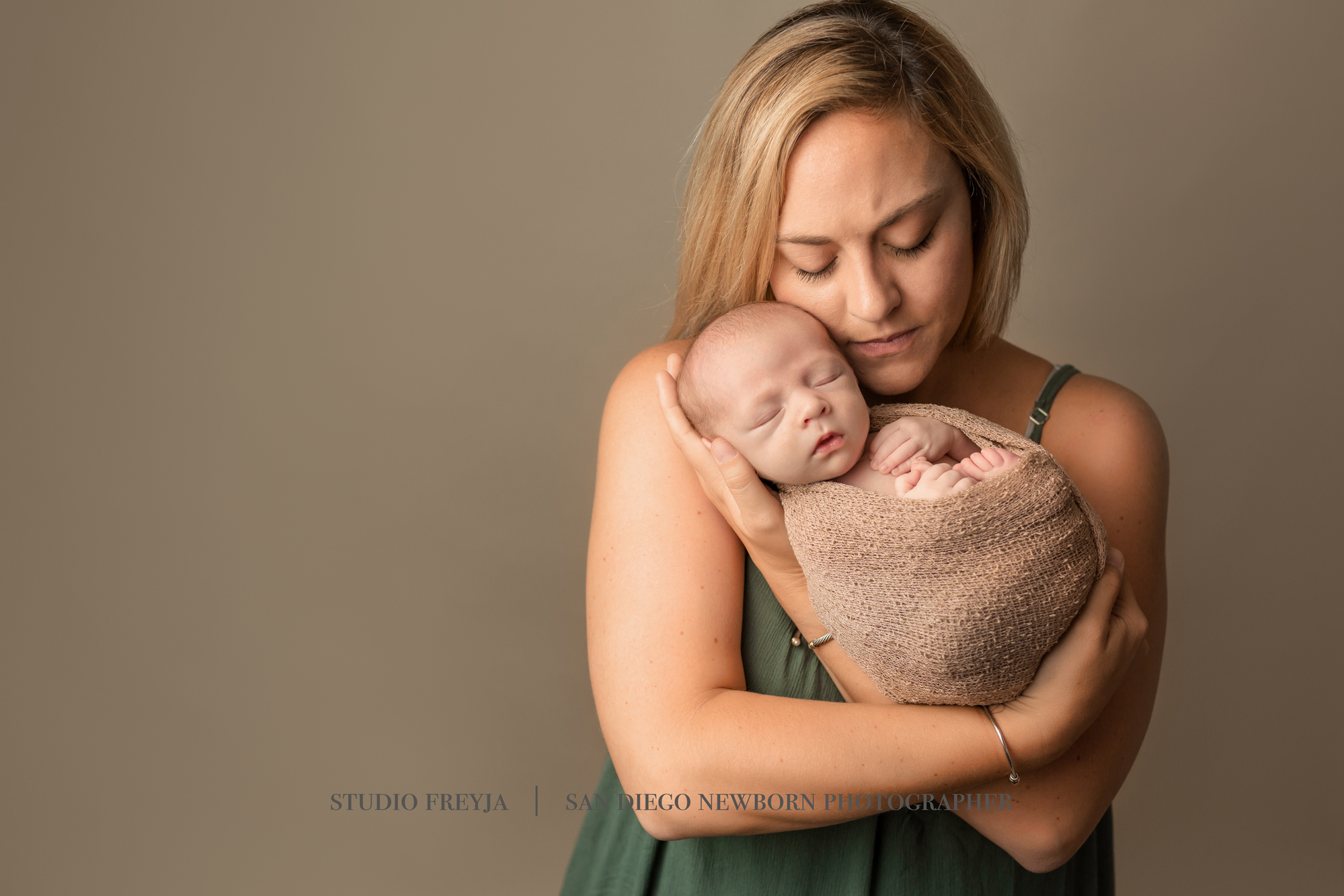 Ronan Newborn Pictures Copyright Studio Freyja (37 of 50).jpg