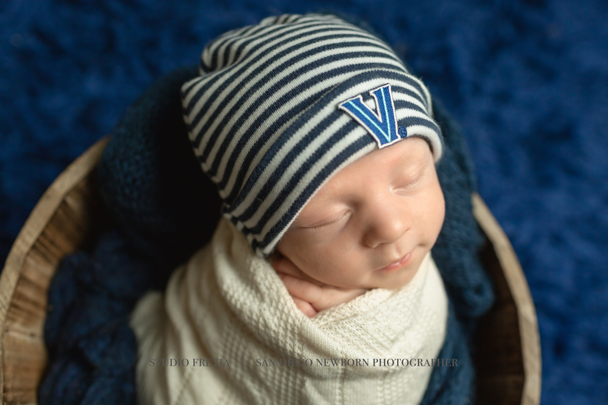 Ronan Newborn Pictures Copyright Studio Freyja (9 of 50).jpg