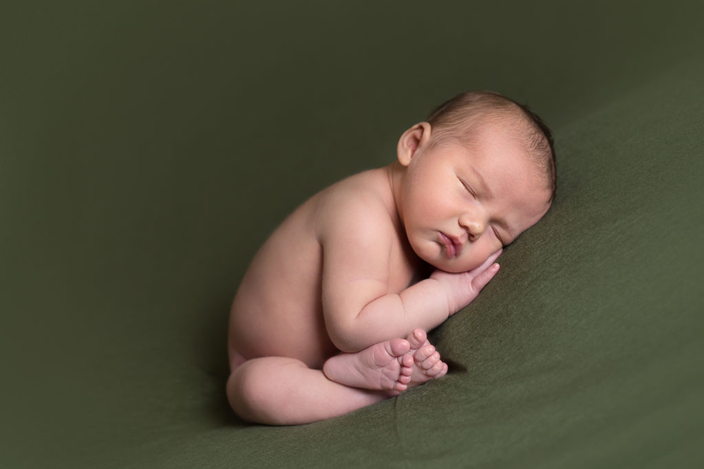 San Diego Baby Photograpehr Studio Freyja Newborns Photography in San Diego CA2.jpg