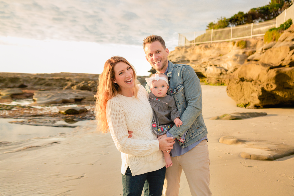 Sunset Family Pictures by Local Baby Photographer in San Diego, CA