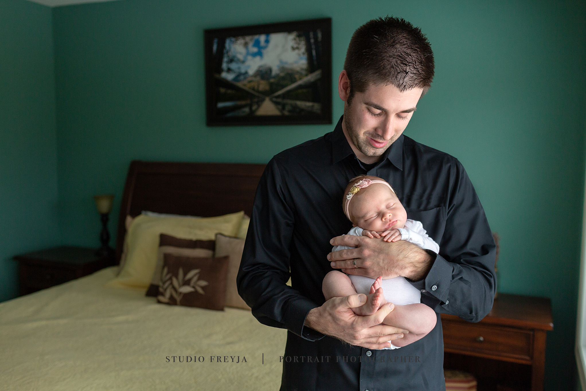 Vivan Newborn Session Copyright Studio Freyja-57.jpg