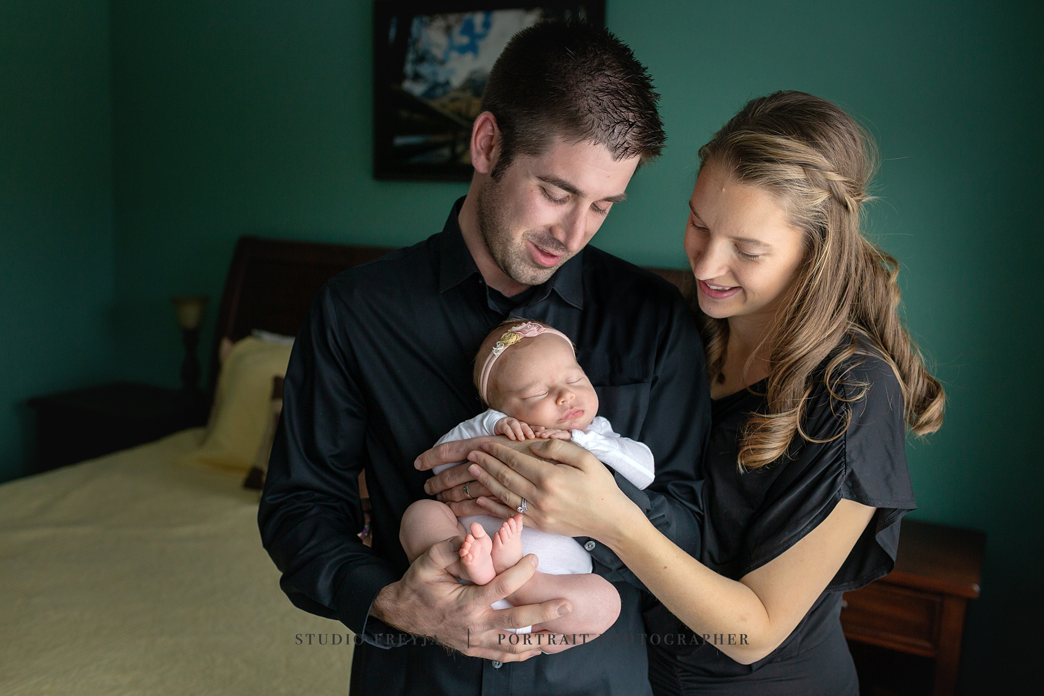 Vivan Newborn Session Copyright Studio Freyja-64.jpg