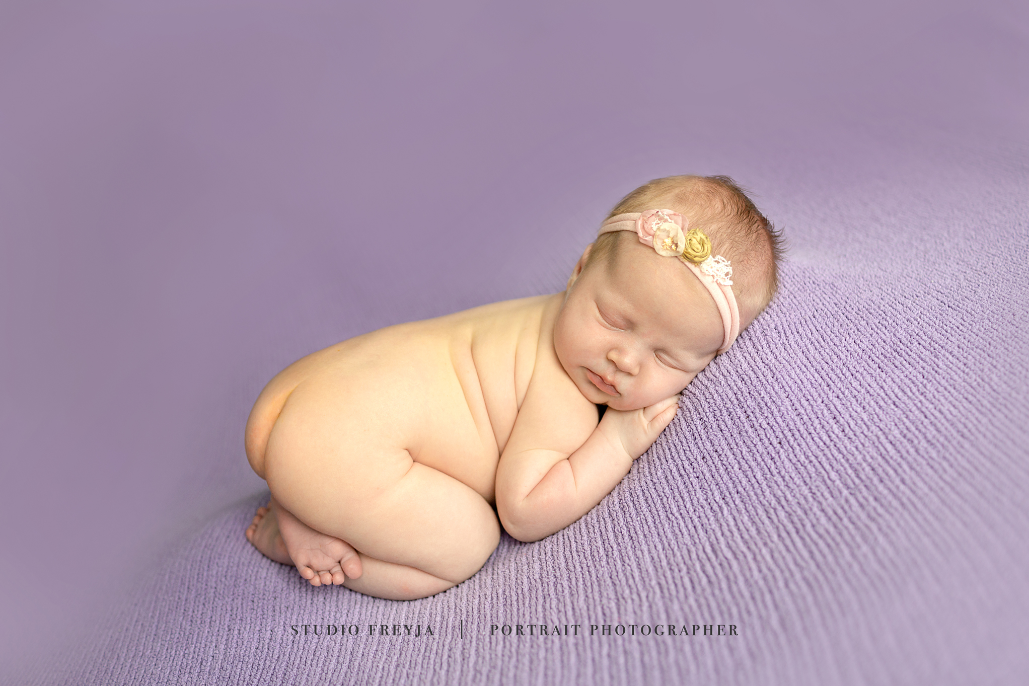 Vivan Newborn Session Copyright Studio Freyja-85.jpg