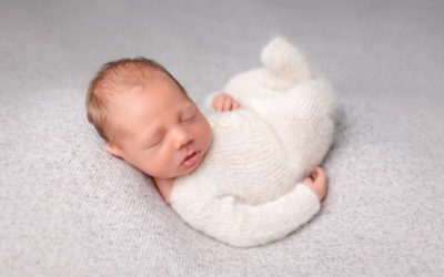 Most Popular Newborn Poses – San Diego Newborn Photographer