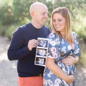 San Diego Maternity Photographer Johanna and her husband shares pregnancy announcement
