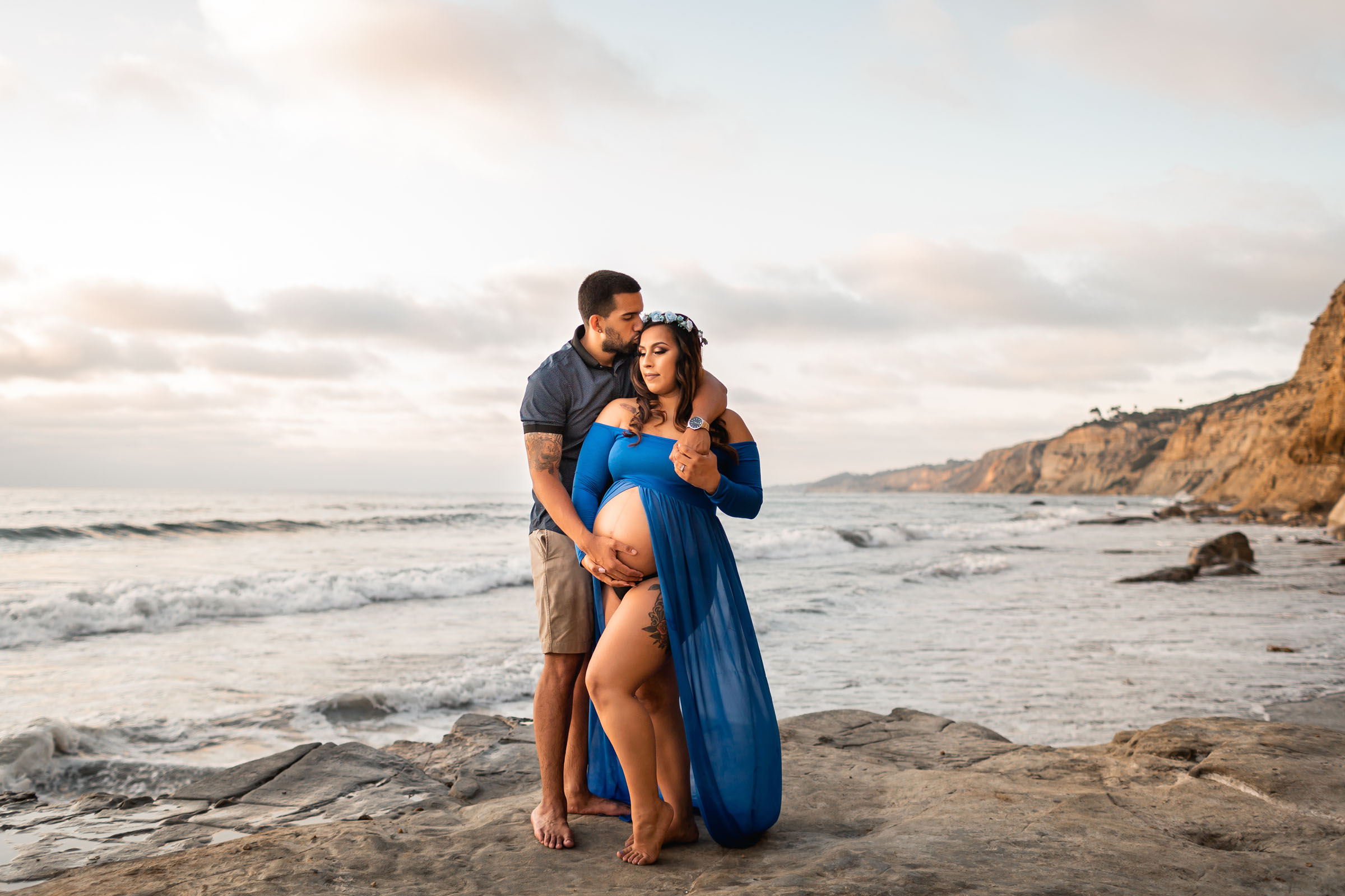 Announcement Pregnancy Maternity Pictures at Balboa Park Desert Garden, Best San Diego Location for maternity Photos