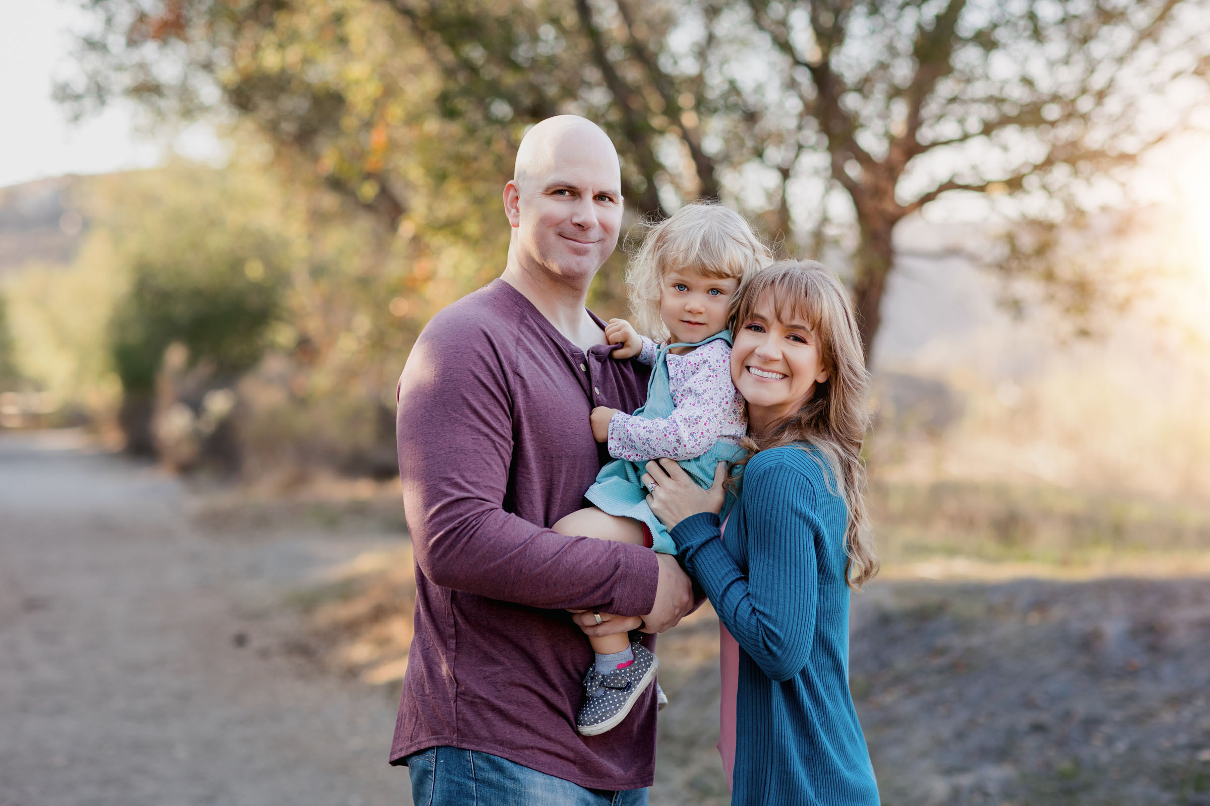 Beautiful outdoor family pictures at Mission Trails captured by San Diego Family Photographer