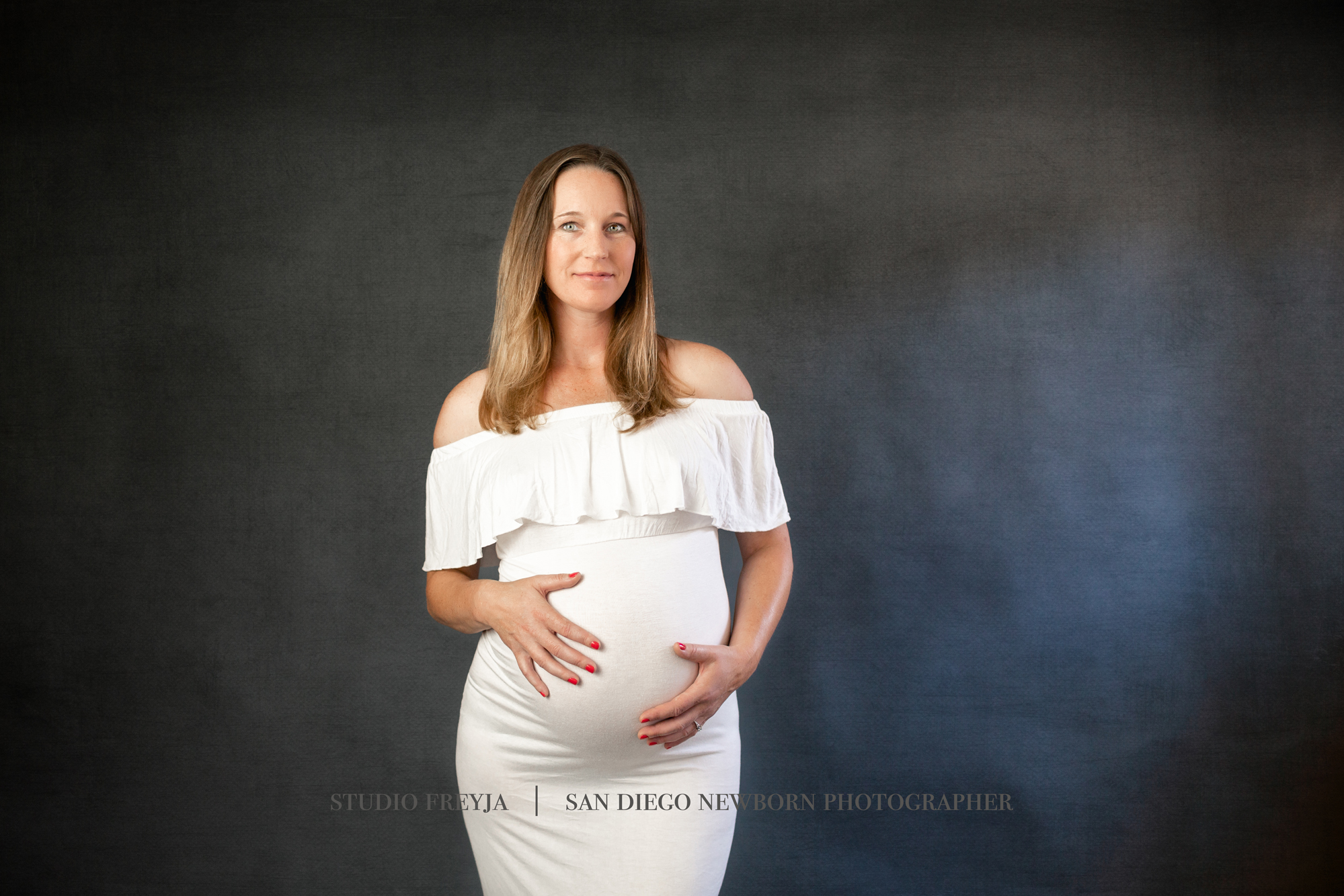 San Diego Maternity Studio – Lesson learned, pick up your phone!